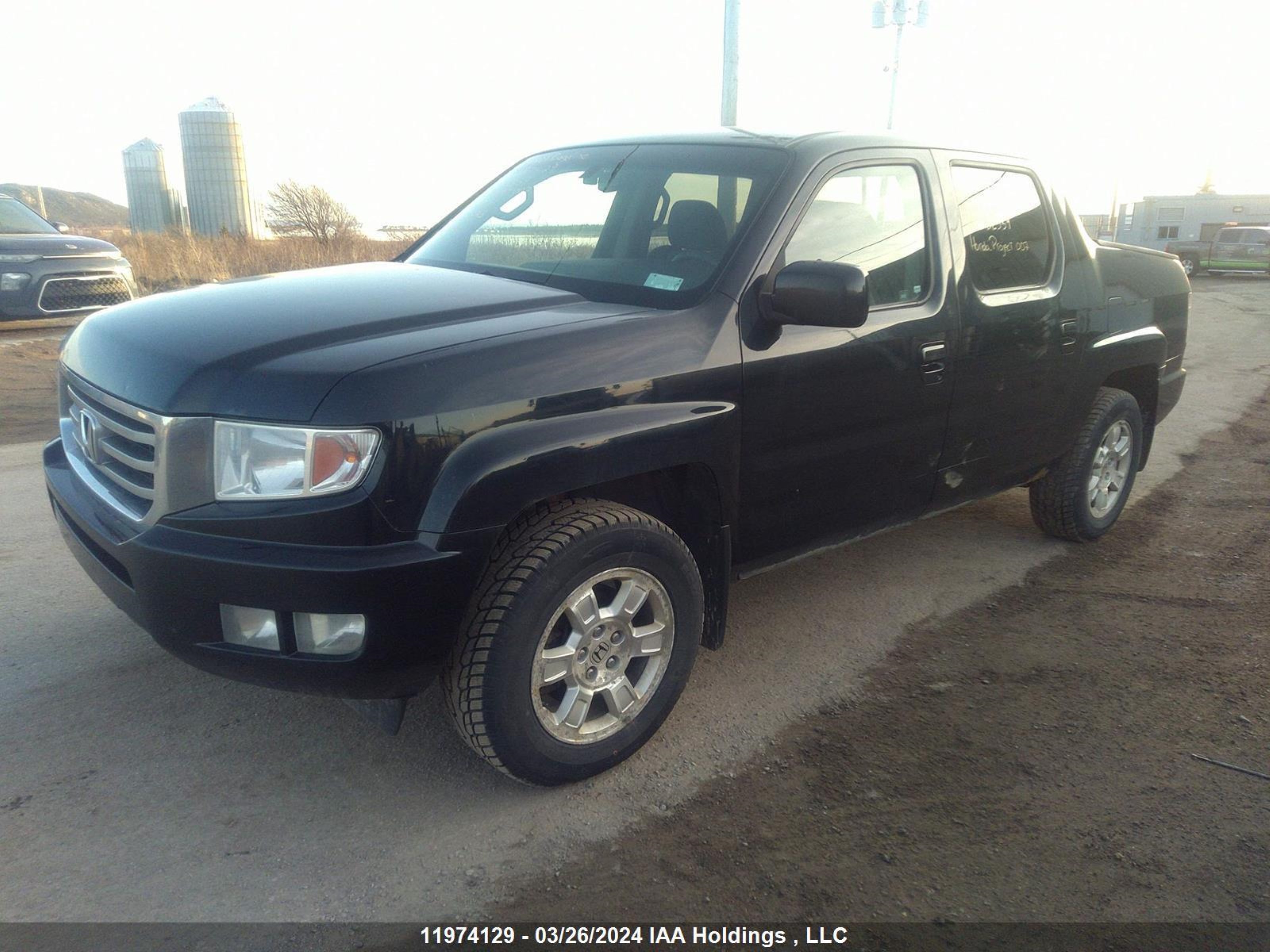 Photo 2 VIN: 5FPYK1F4XCB552339 - HONDA RIDGELINE 