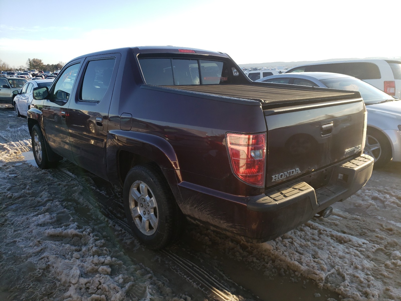 Photo 2 VIN: 5FPYK1F50AB010849 - HONDA RIDGELINE 