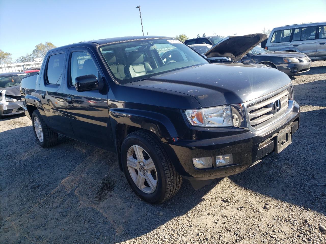 Photo 3 VIN: 5FPYK1F50DB006840 - HONDA RIDGELINE 