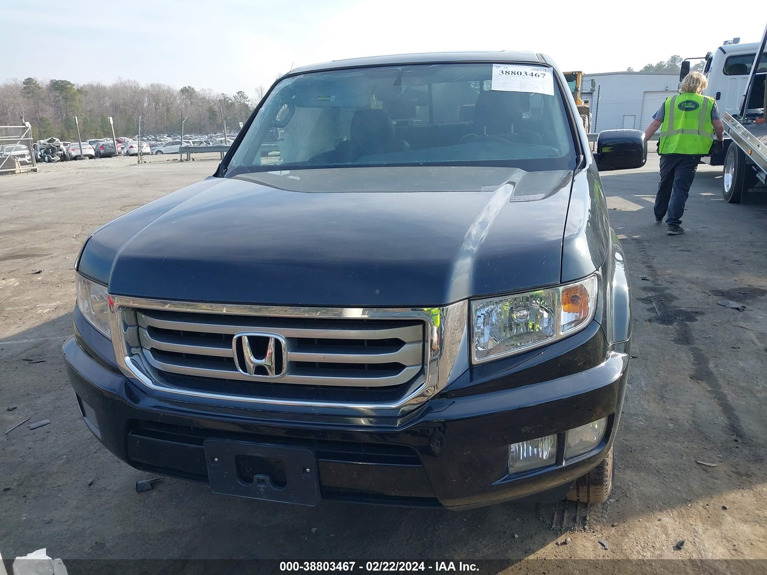 Photo 11 VIN: 5FPYK1F51DB004353 - HONDA RIDGELINE 