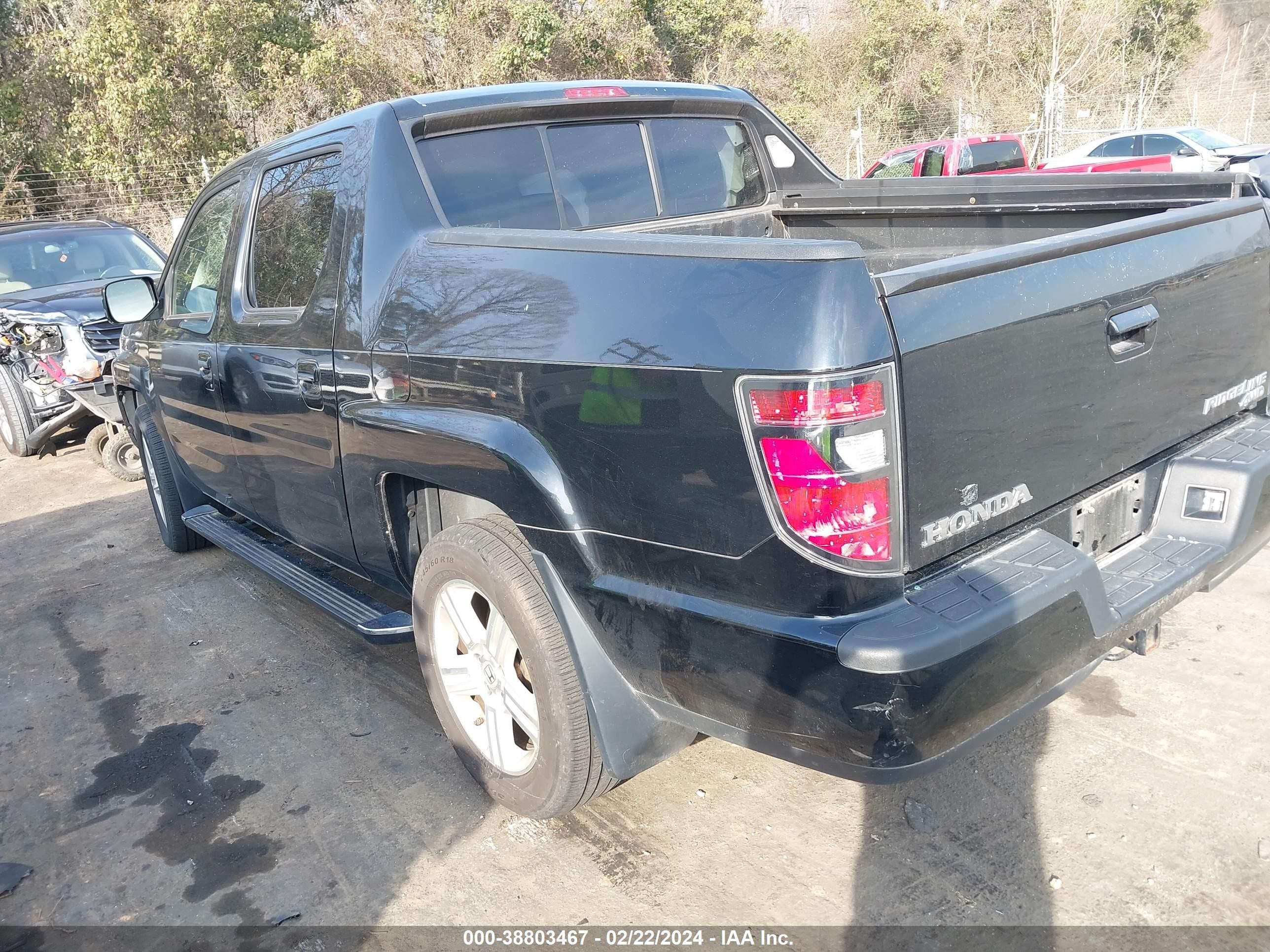 Photo 2 VIN: 5FPYK1F51DB004353 - HONDA RIDGELINE 