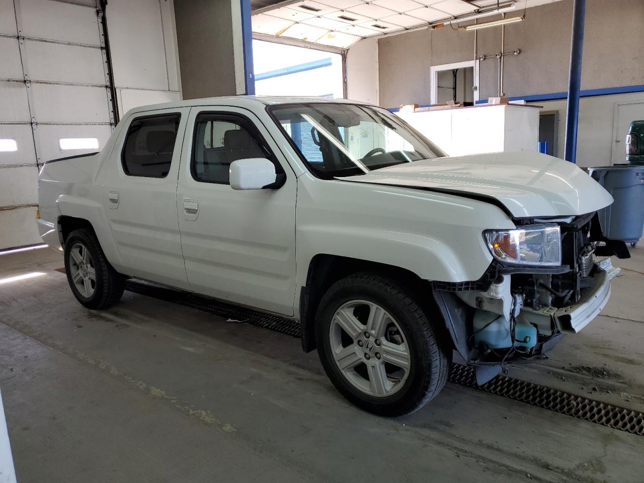 Photo 3 VIN: 5FPYK1F51DB017829 - HONDA RIDGELINE 