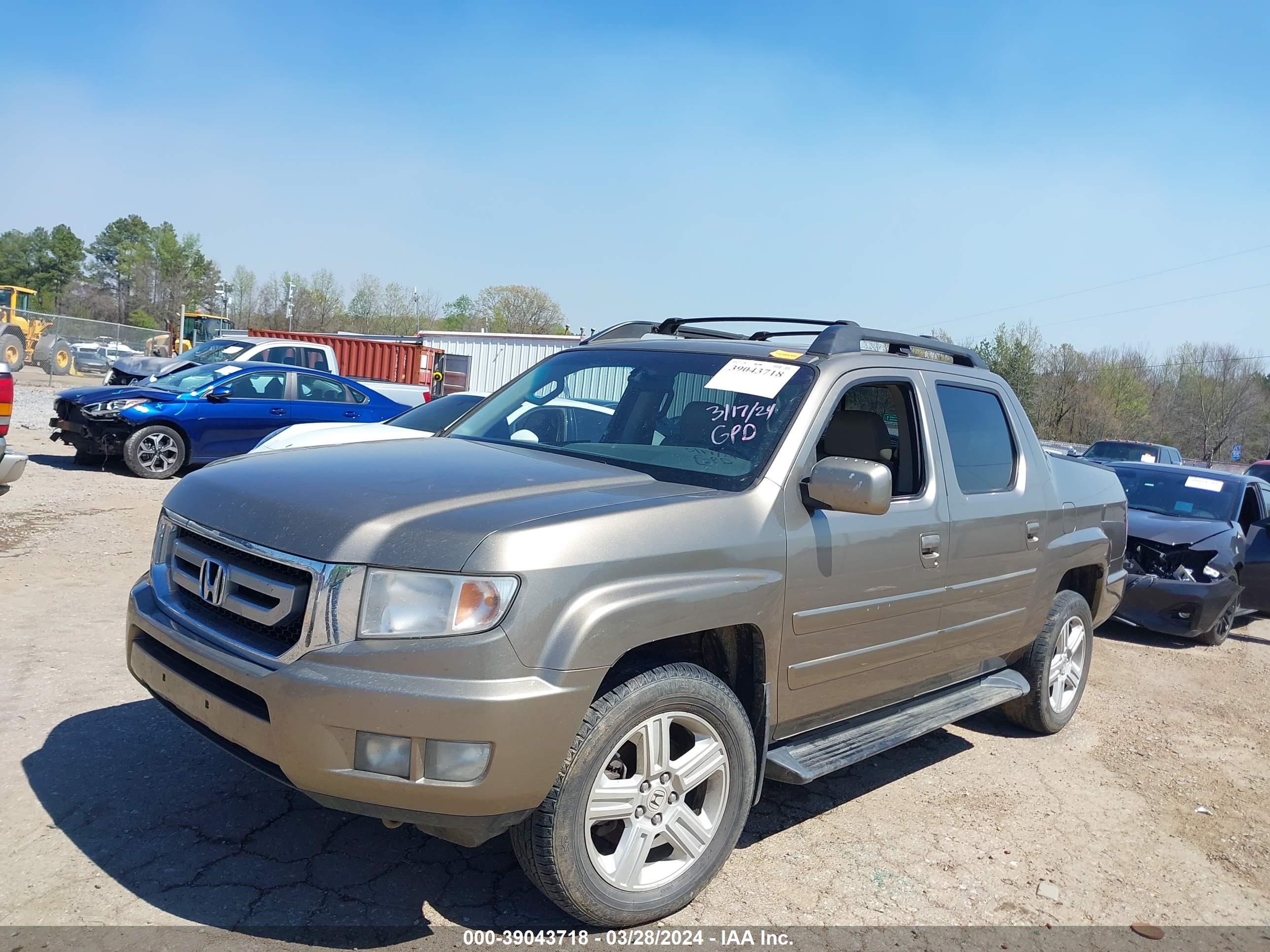 Photo 1 VIN: 5FPYK1F52BB008957 - HONDA RIDGELINE 