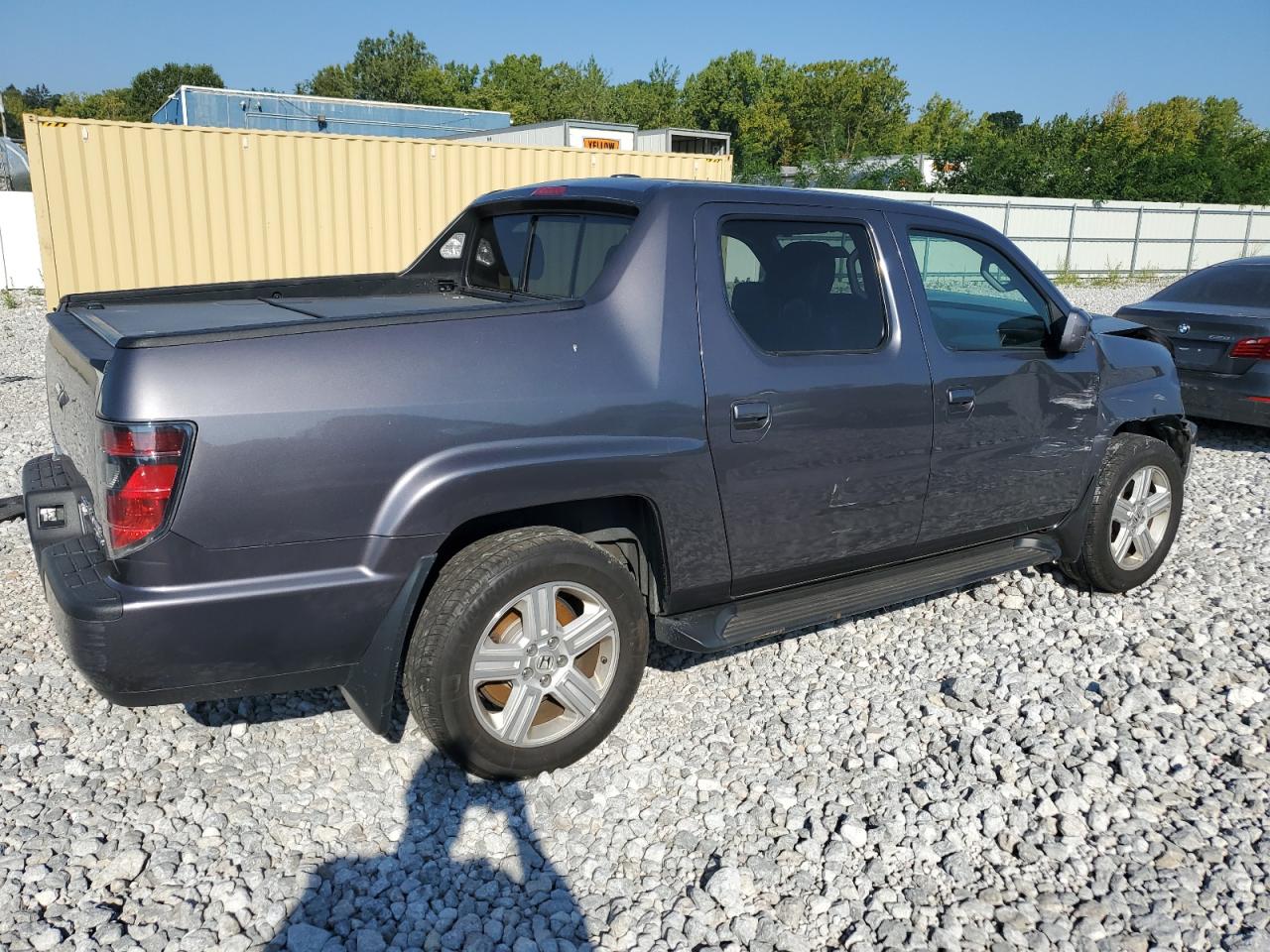 Photo 2 VIN: 5FPYK1F52EB001611 - HONDA RIDGELINE 