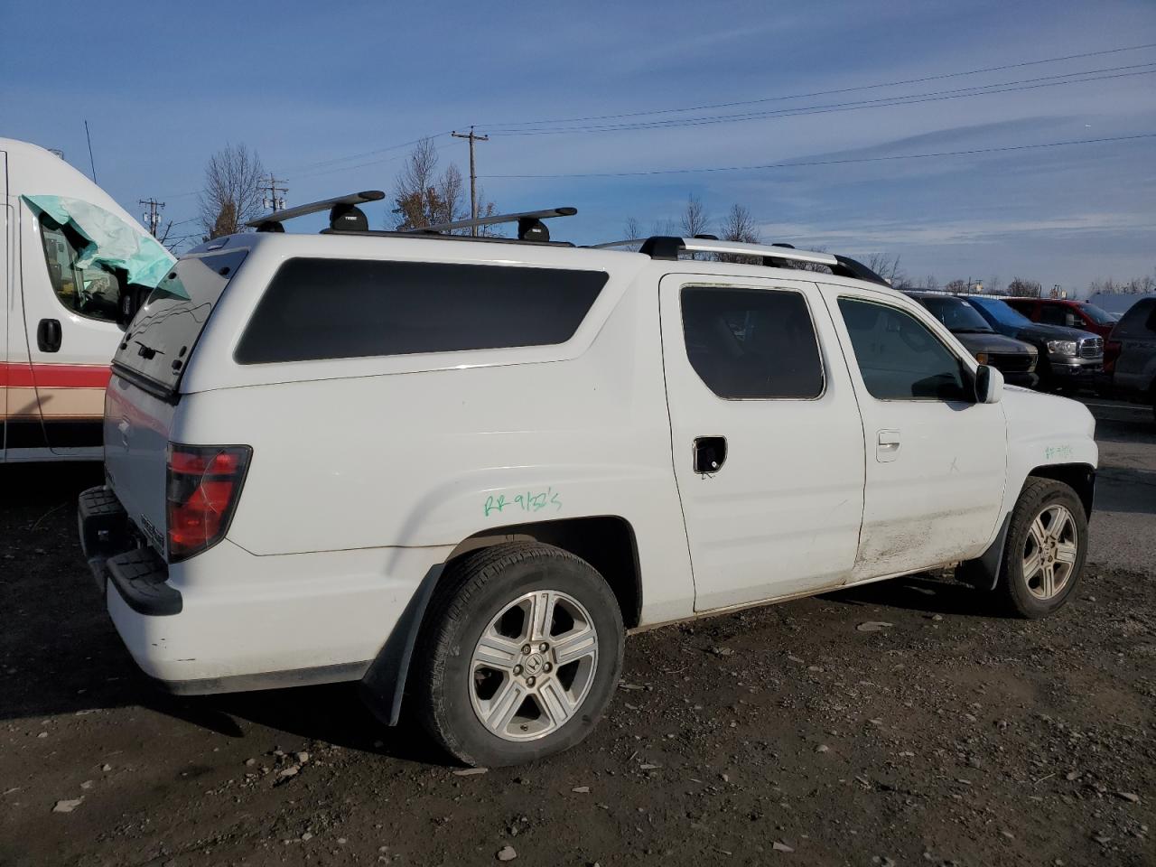 Photo 2 VIN: 5FPYK1F52EB501090 - HONDA RIDGELINE 