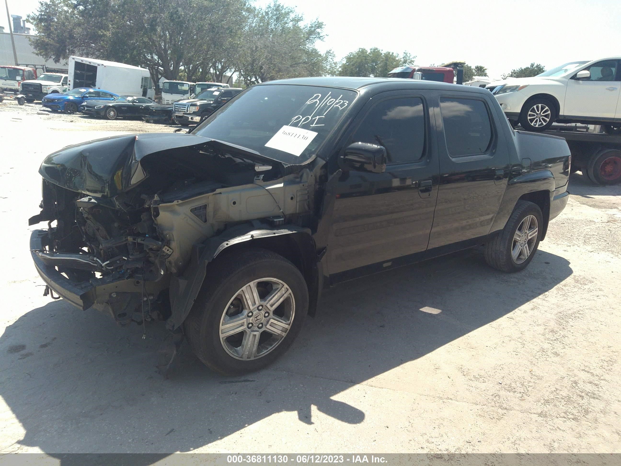 Photo 1 VIN: 5FPYK1F54BB454558 - HONDA RIDGELINE 