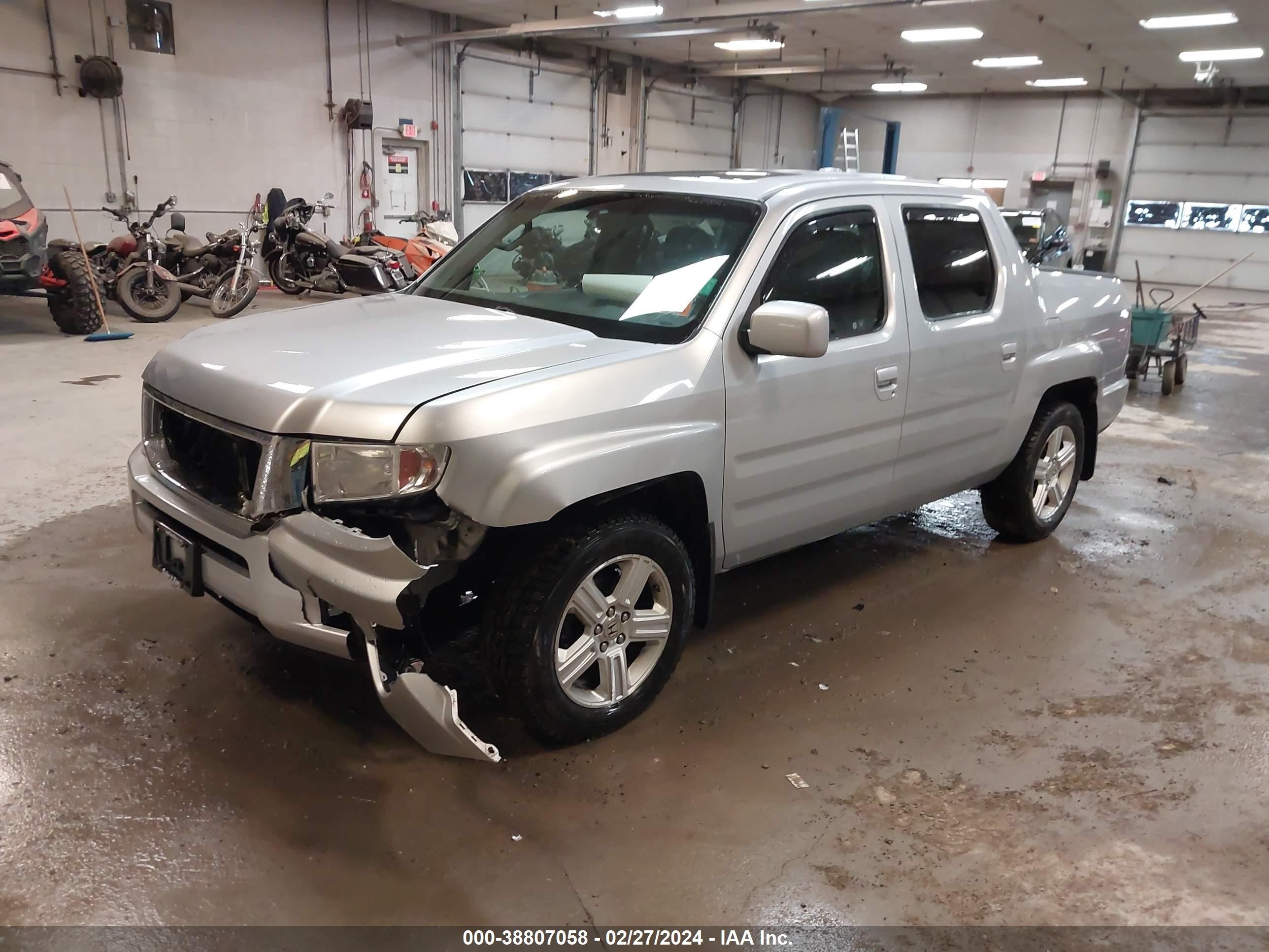 Photo 1 VIN: 5FPYK1F57BB003835 - HONDA RIDGELINE 