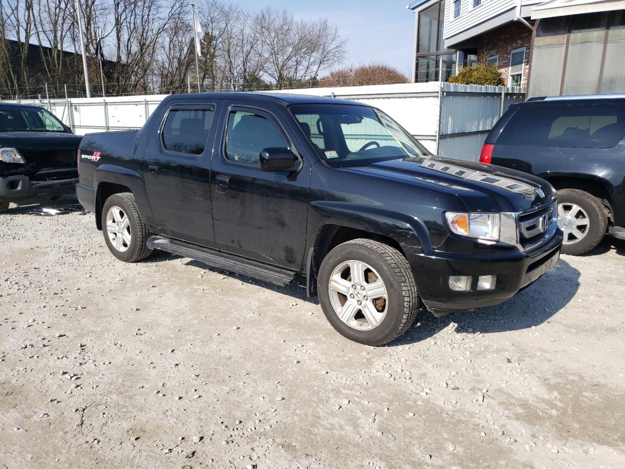 Photo 3 VIN: 5FPYK1F58BB002306 - HONDA RIDGELINE 