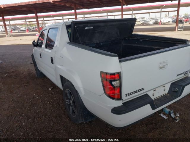 Photo 2 VIN: 5FPYK1F71DB018982 - HONDA RIDGELINE 