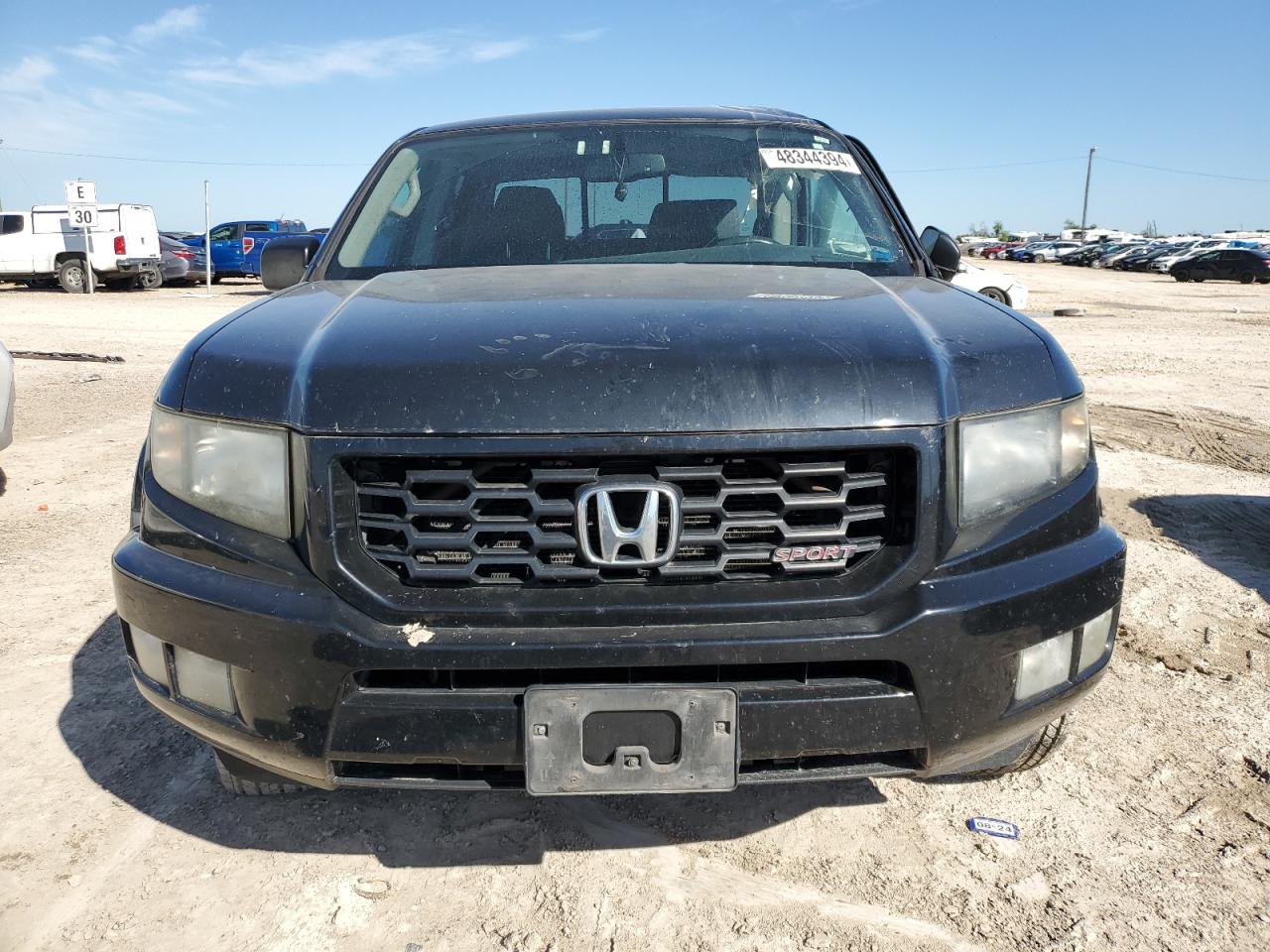 Photo 4 VIN: 5FPYK1F7XDB002196 - HONDA RIDGELINE 