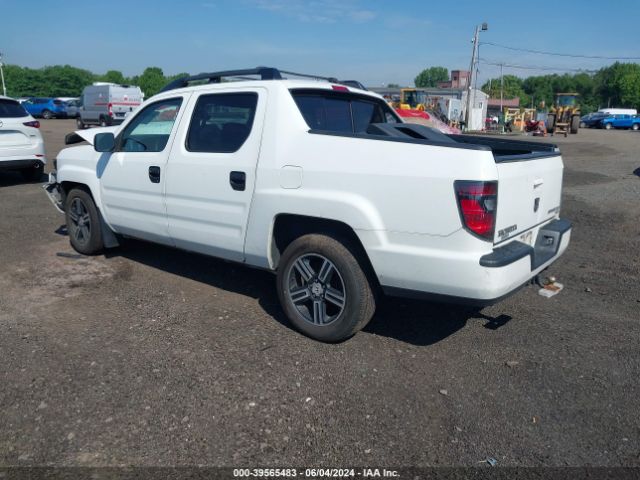 Photo 2 VIN: 5FPYK1F7XEB002961 - HONDA RIDGELINE 