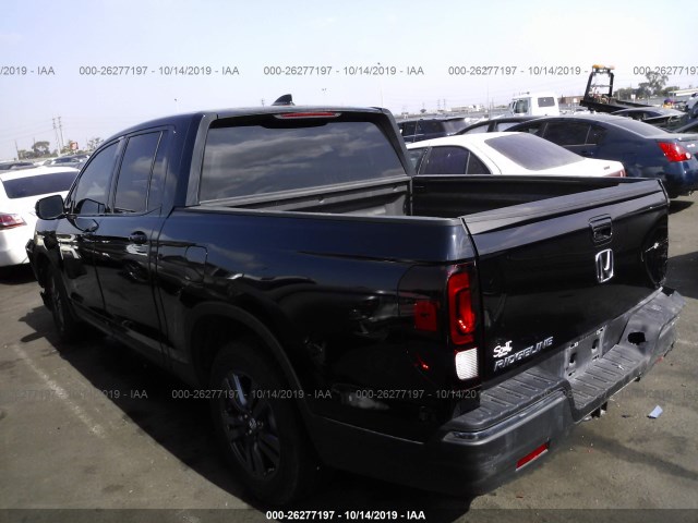 Photo 2 VIN: 5FPYK2F12KB002210 - HONDA RIDGELINE 