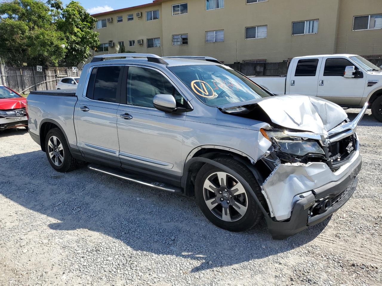 Photo 3 VIN: 5FPYK2F57HB001520 - HONDA RIDGELINE 