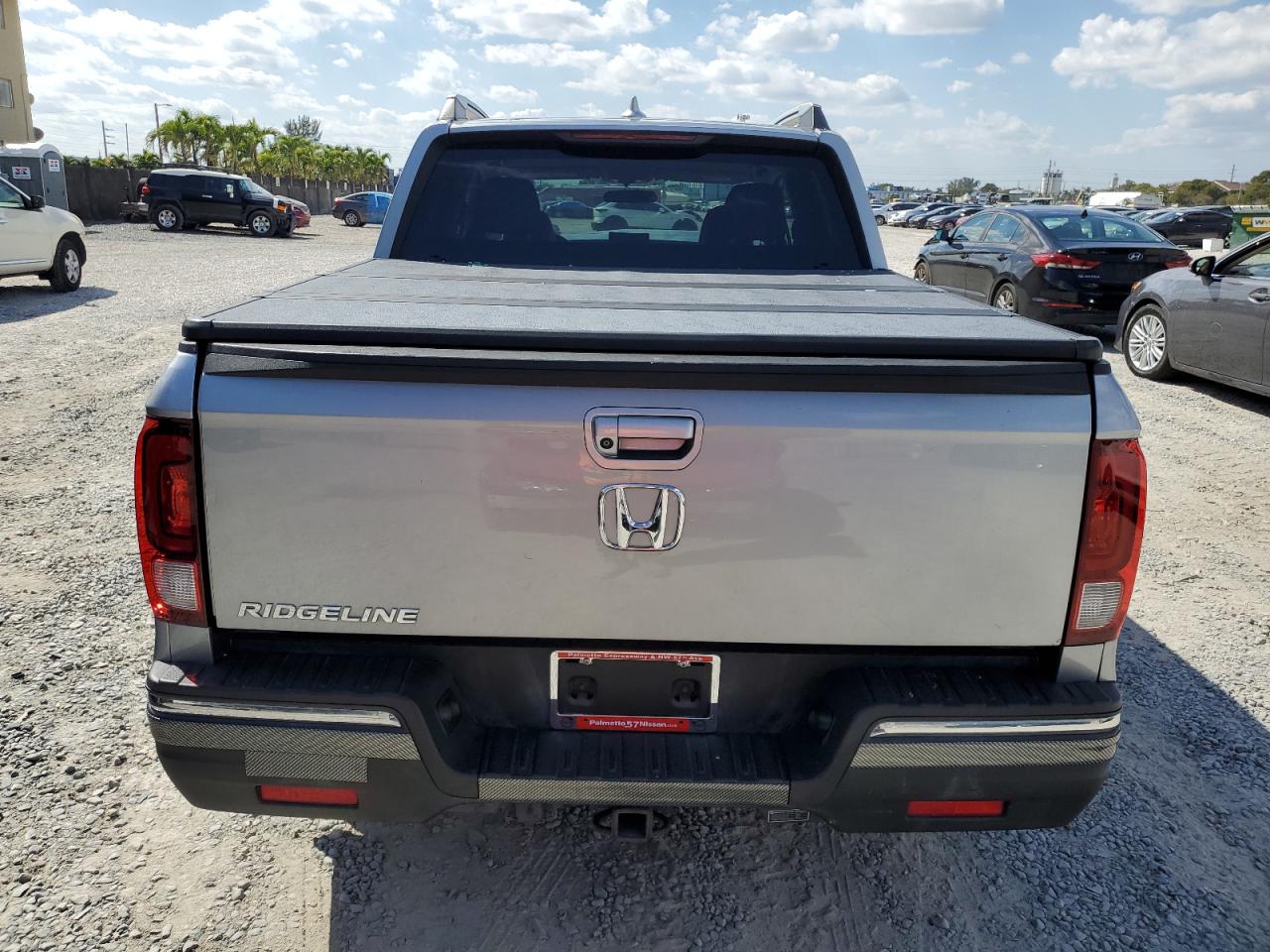 Photo 5 VIN: 5FPYK2F57HB001520 - HONDA RIDGELINE 