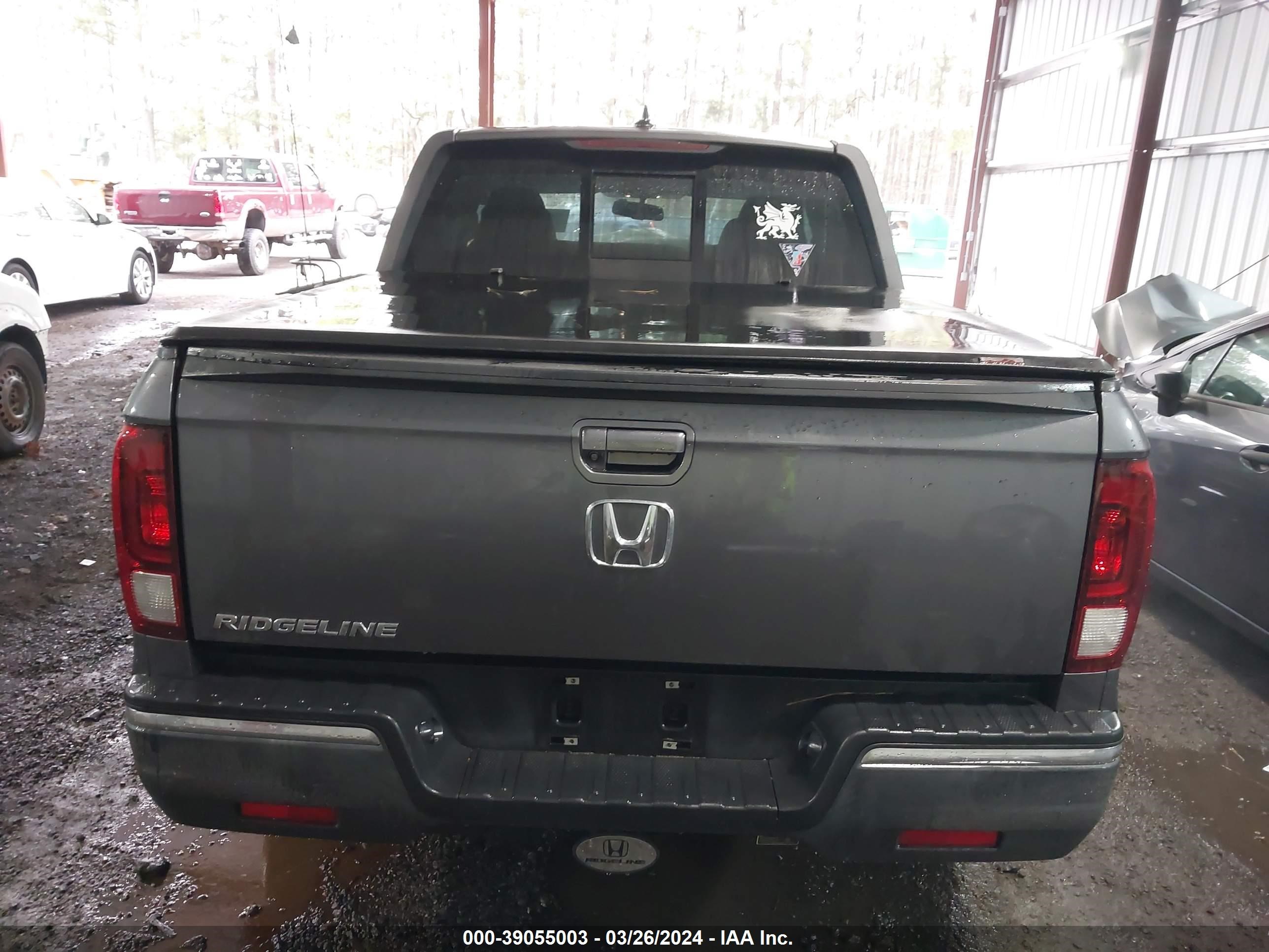 Photo 15 VIN: 5FPYK2F65KB002388 - HONDA RIDGELINE 