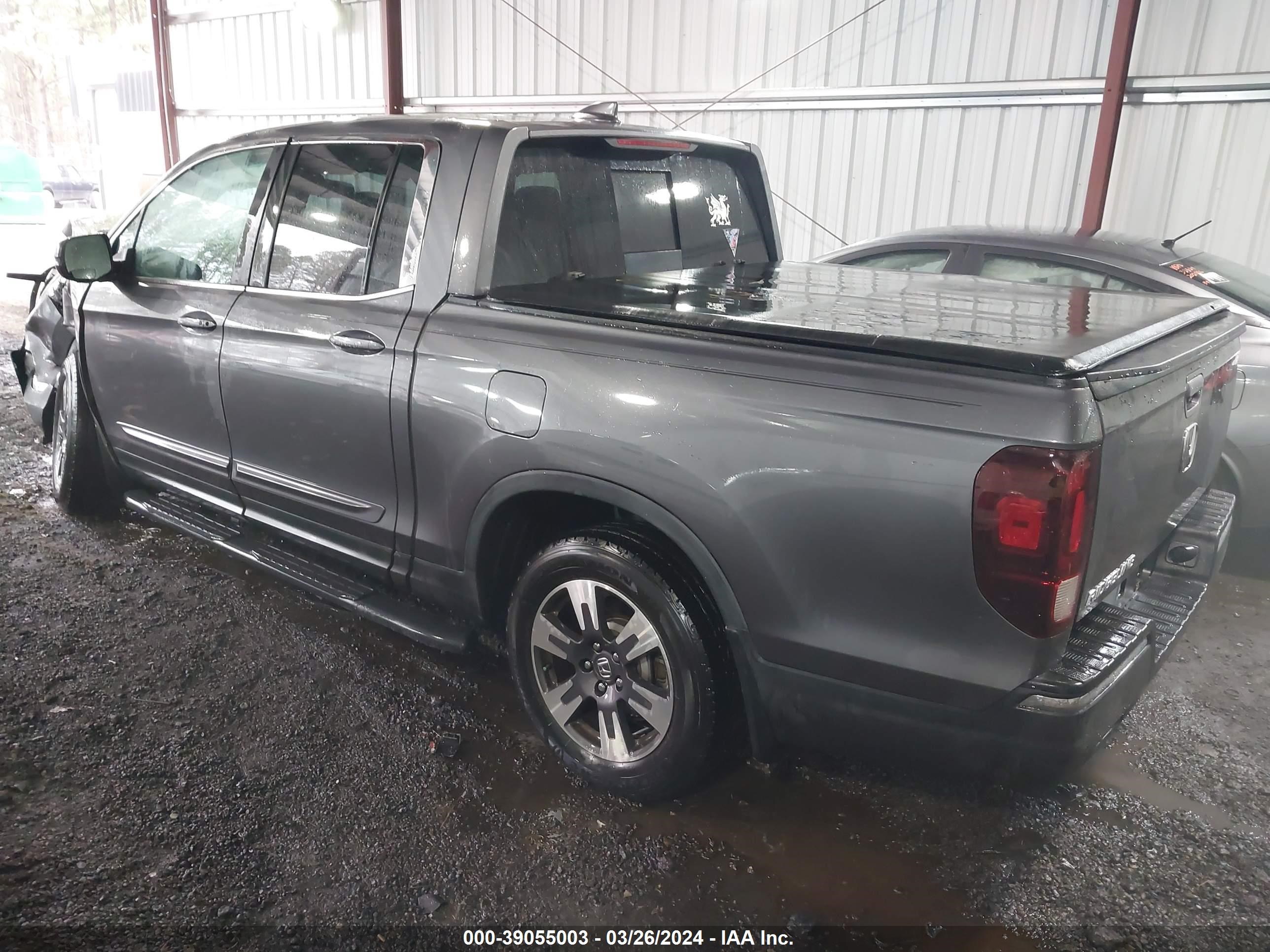 Photo 2 VIN: 5FPYK2F65KB002388 - HONDA RIDGELINE 