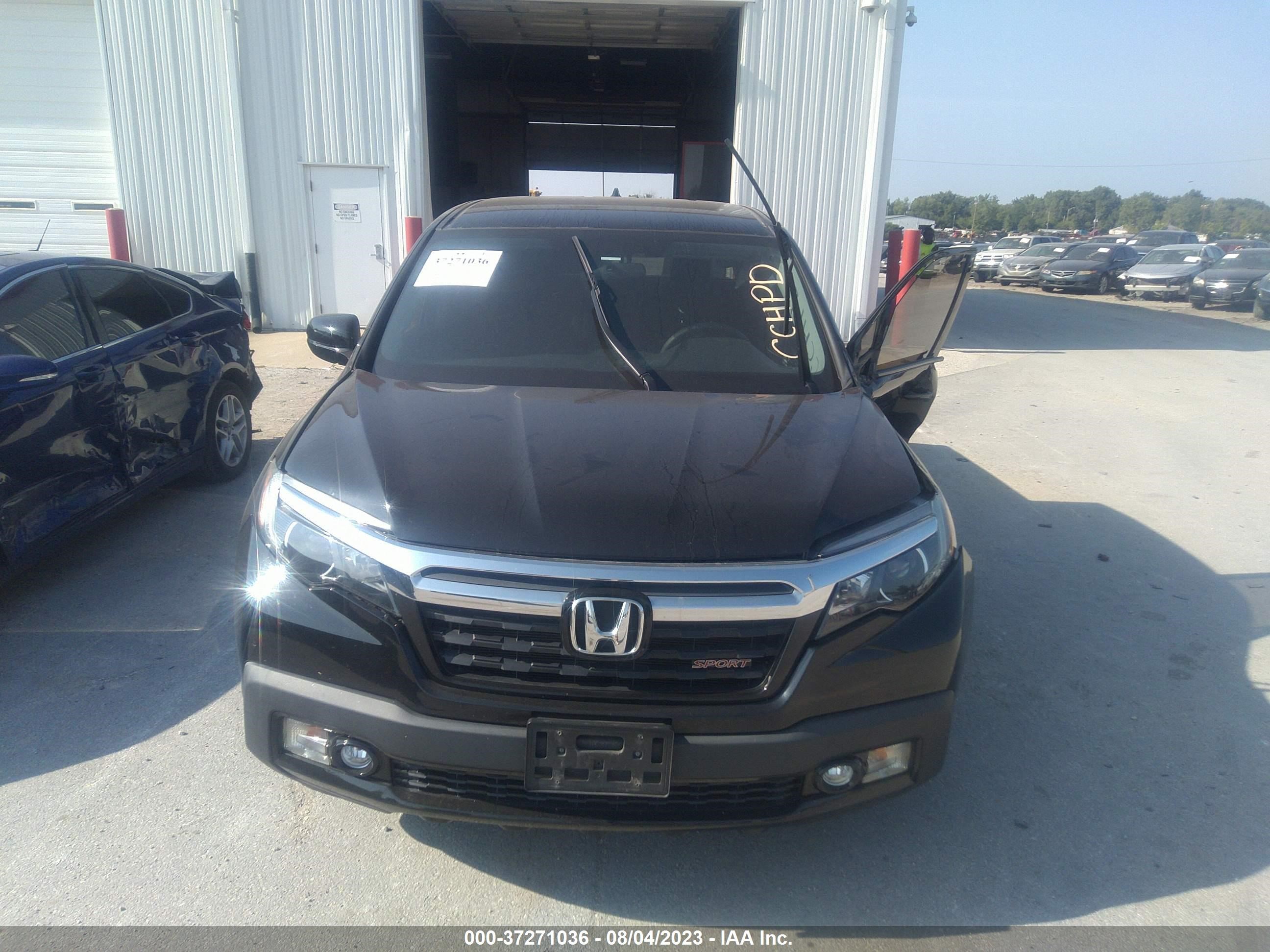 Photo 12 VIN: 5FPYK3F10KB001837 - HONDA RIDGELINE 