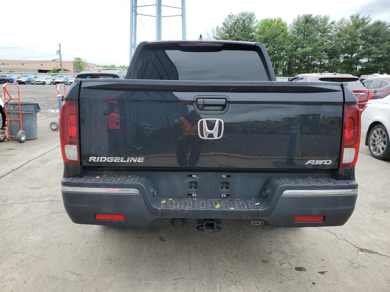 Photo 5 VIN: 5FPYK3F12KB045676 - HONDA RIDGELINE 