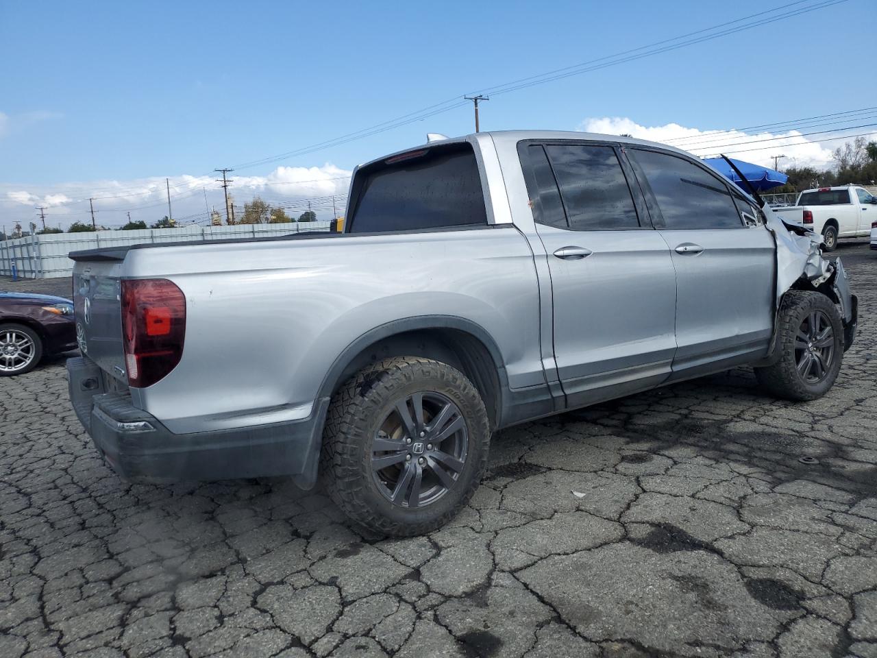 Photo 2 VIN: 5FPYK3F14KB010346 - HONDA RIDGELINE 