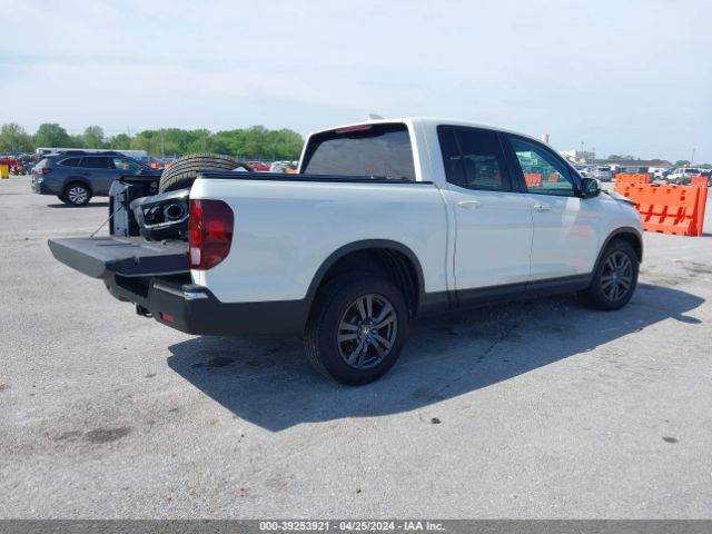 Photo 3 VIN: 5FPYK3F17JB003888 - HONDA RIDGELINE 