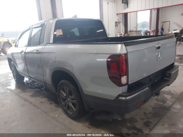 Photo 2 VIN: 5FPYK3F1XJB012777 - HONDA RIDGELINE 