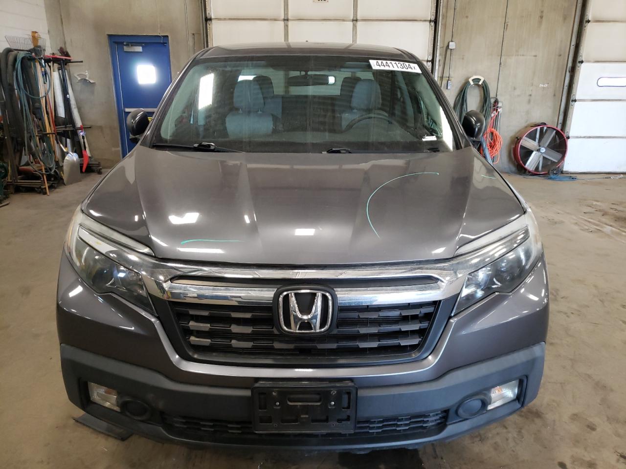 Photo 4 VIN: 5FPYK3F26HB032107 - HONDA RIDGELINE 