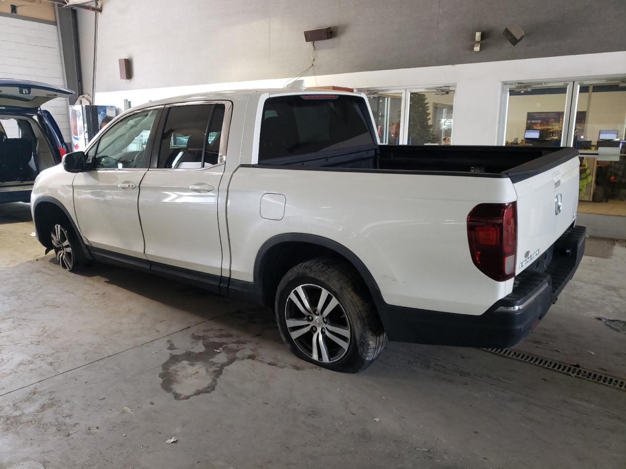 Photo 1 VIN: 5FPYK3F44HB013279 - HONDA RIDGELINE 