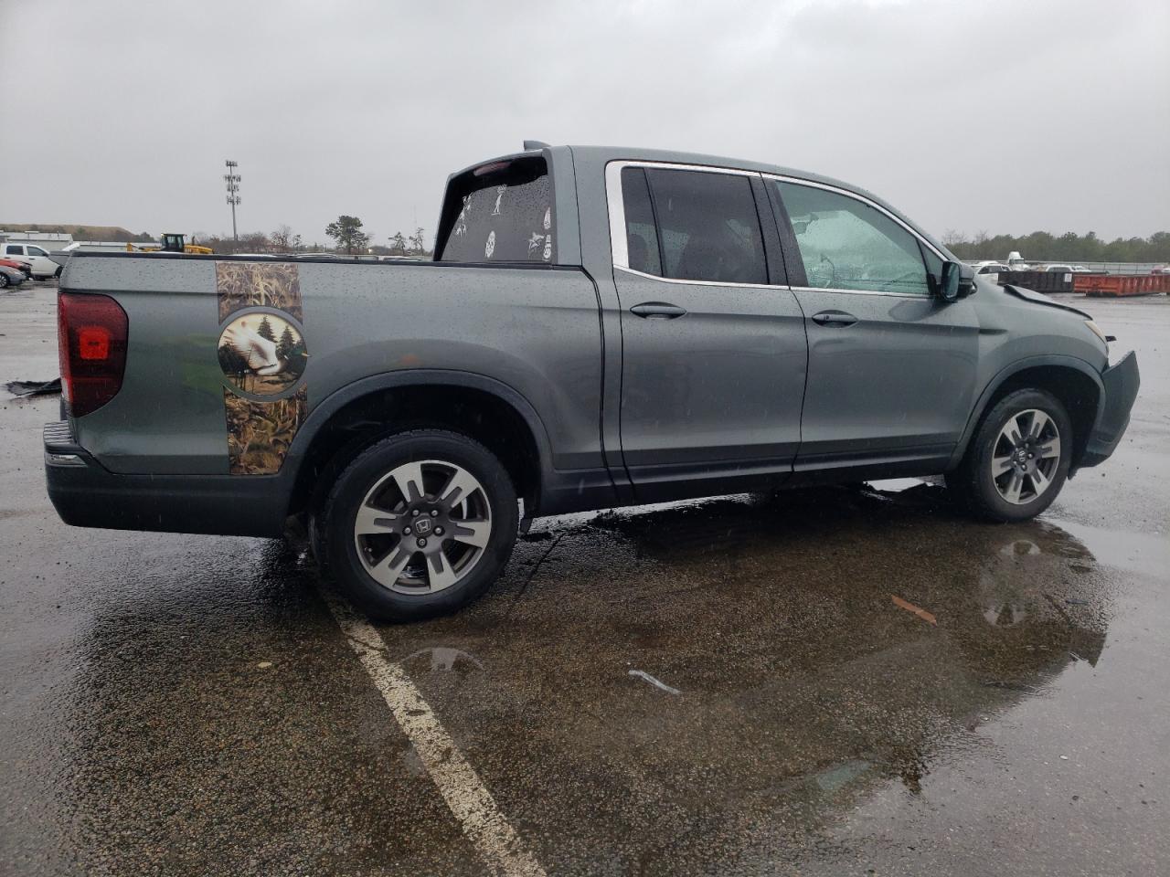 Photo 2 VIN: 5FPYK3F50HB002367 - HONDA RIDGELINE 