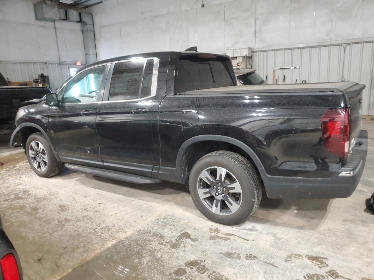 Photo 1 VIN: 5FPYK3F52KB041971 - HONDA RIDGELINE 