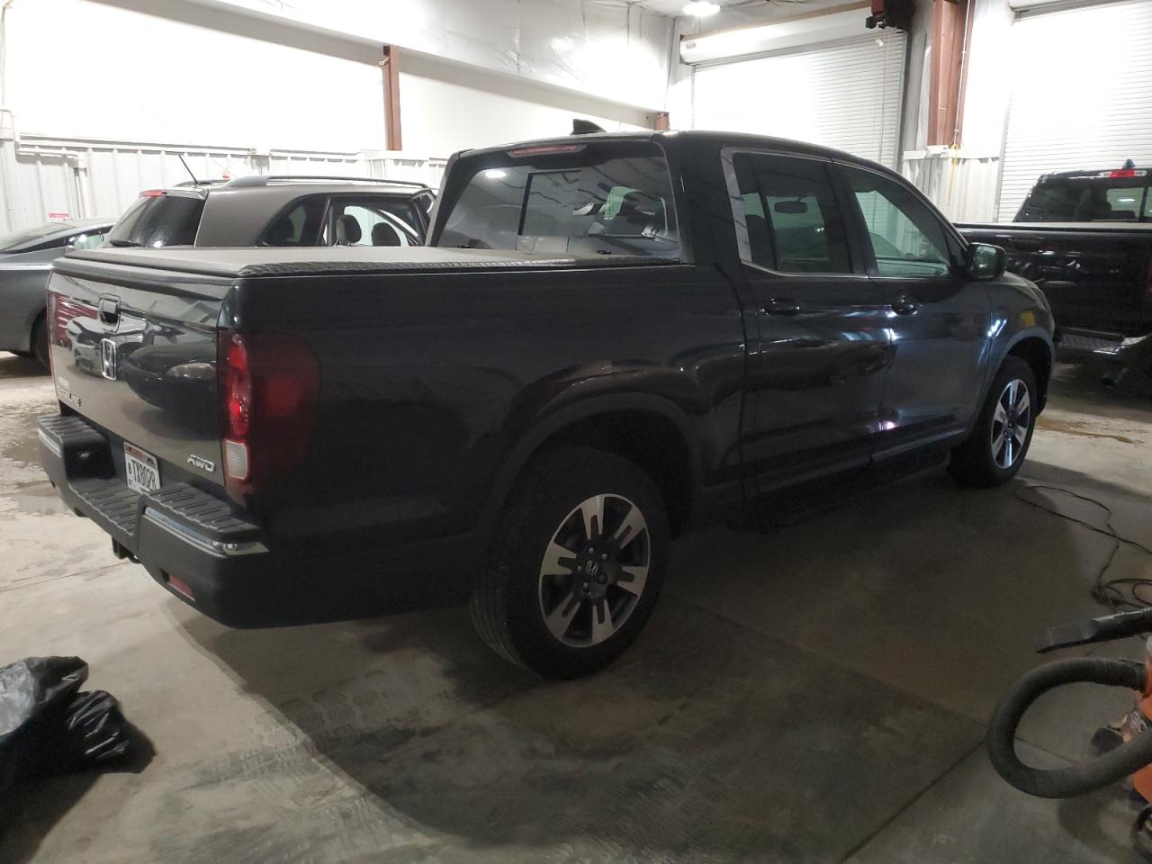 Photo 2 VIN: 5FPYK3F52KB041971 - HONDA RIDGELINE 