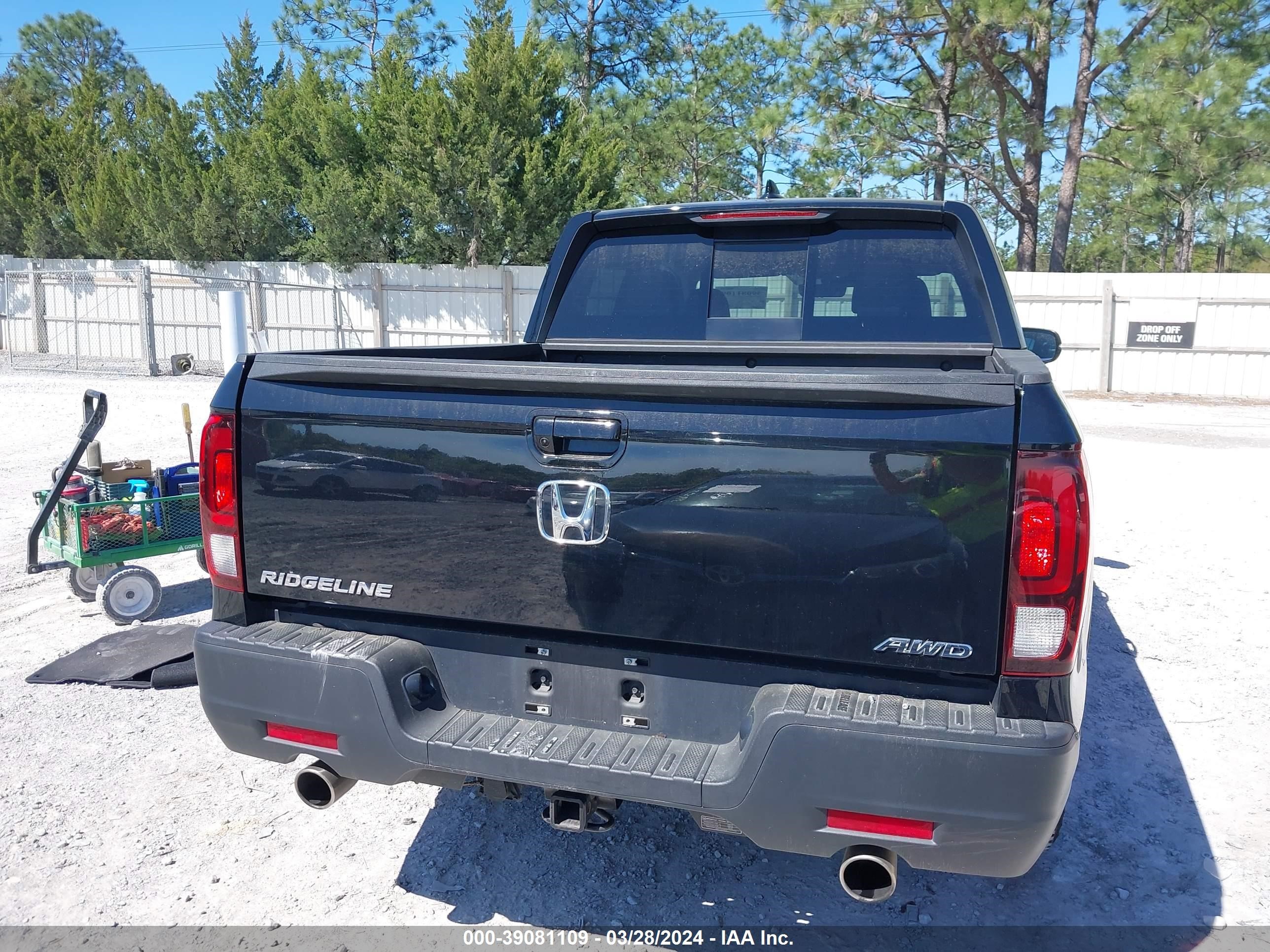 Photo 15 VIN: 5FPYK3F52PB001154 - HONDA RIDGELINE 