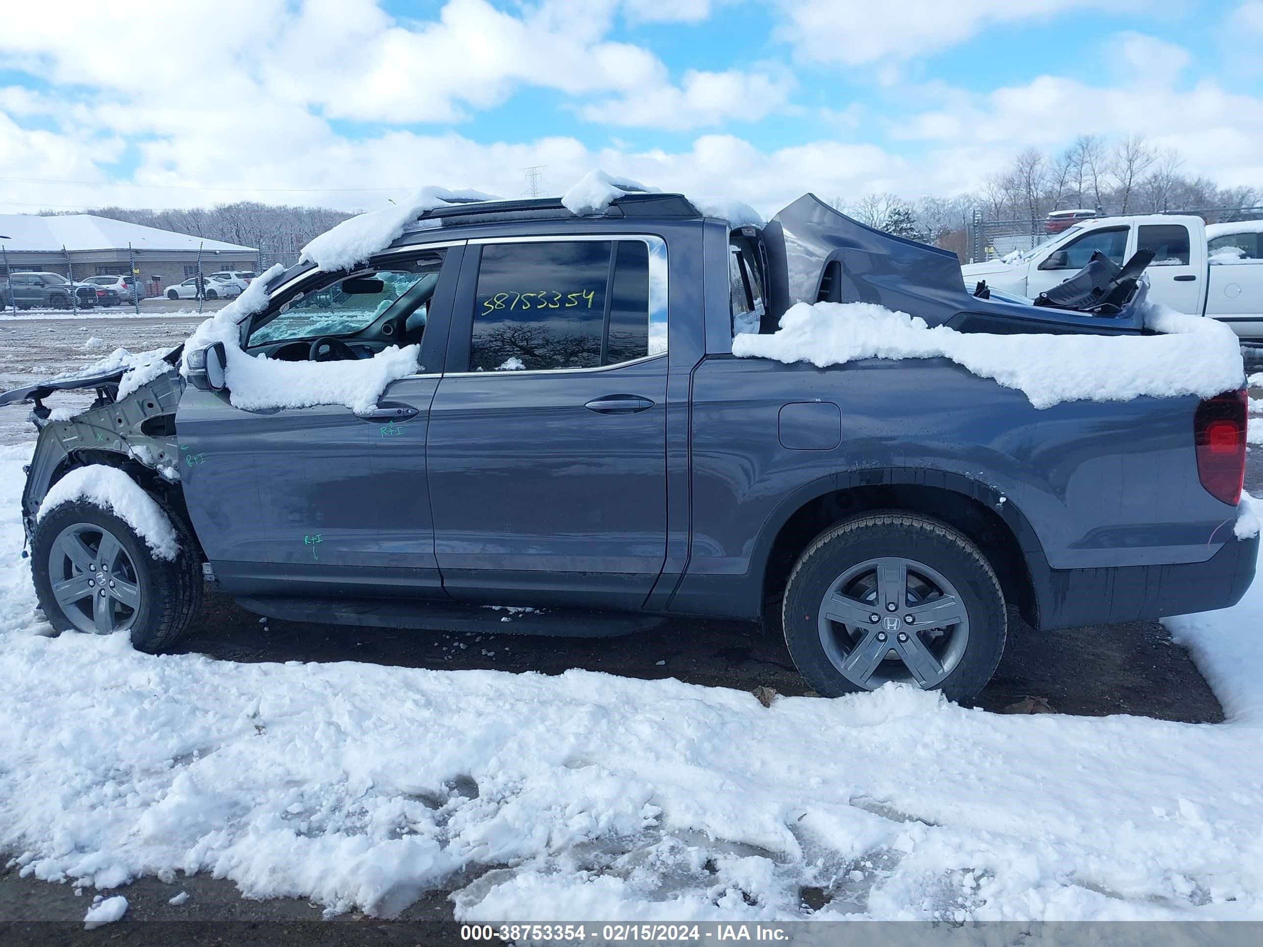 Photo 13 VIN: 5FPYK3F55PB053460 - HONDA RIDGELINE 