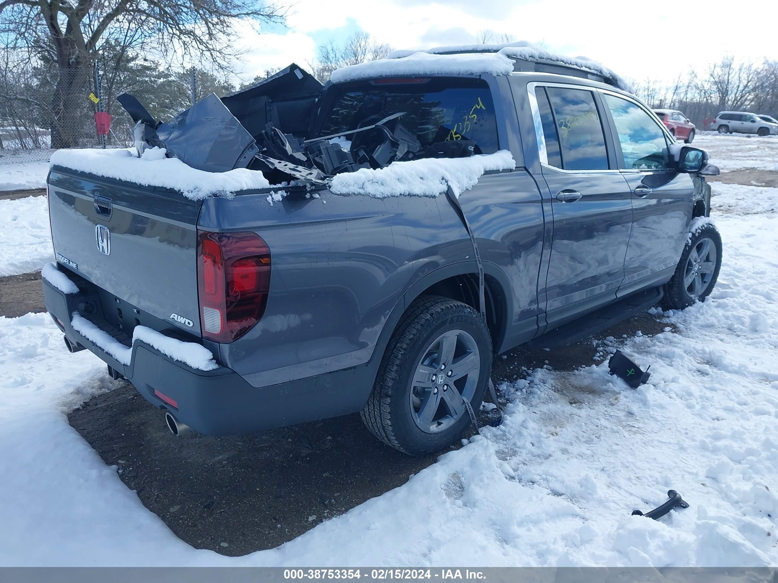 Photo 3 VIN: 5FPYK3F55PB053460 - HONDA RIDGELINE 