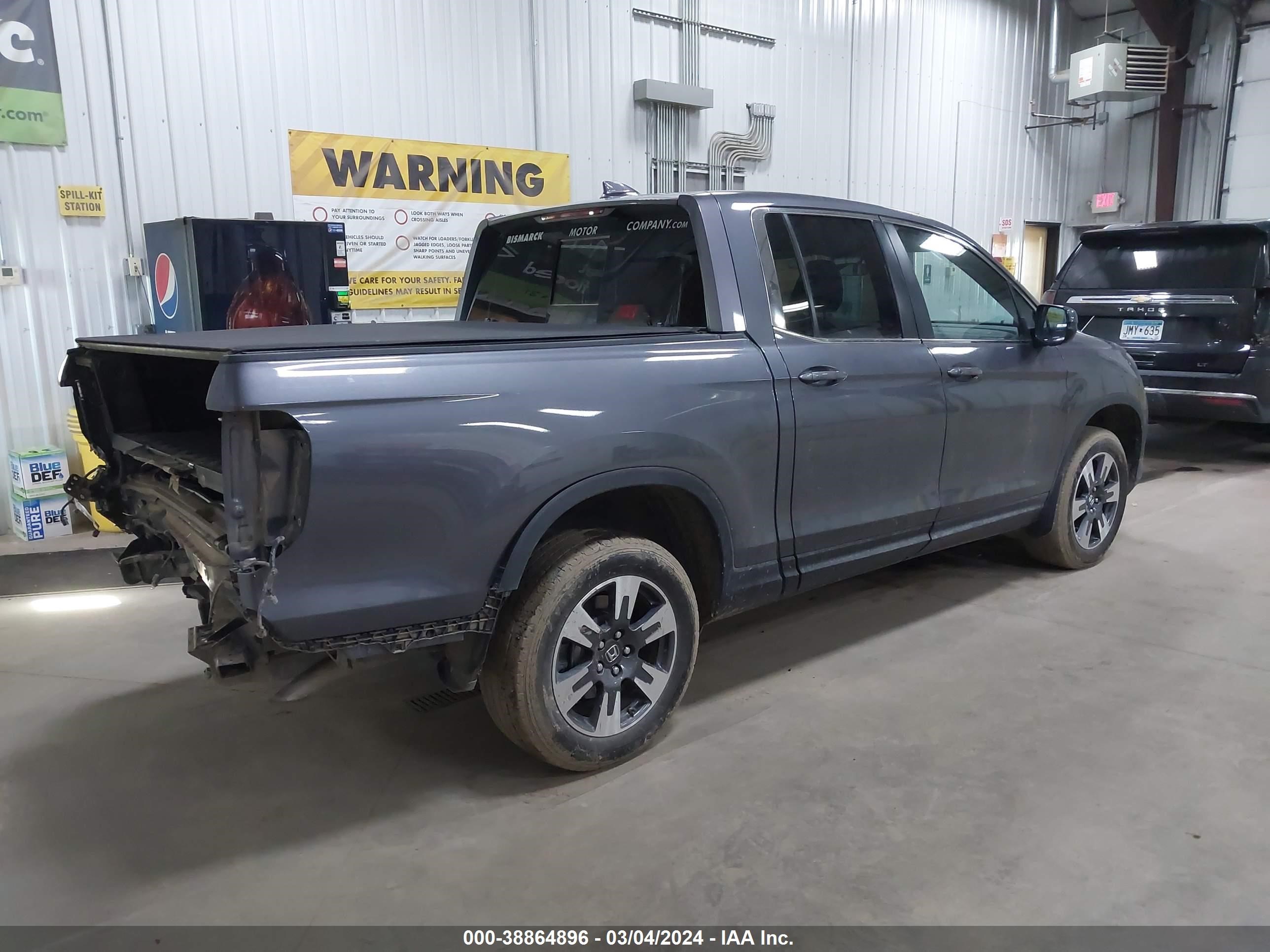 Photo 3 VIN: 5FPYK3F57KB049211 - HONDA RIDGELINE 