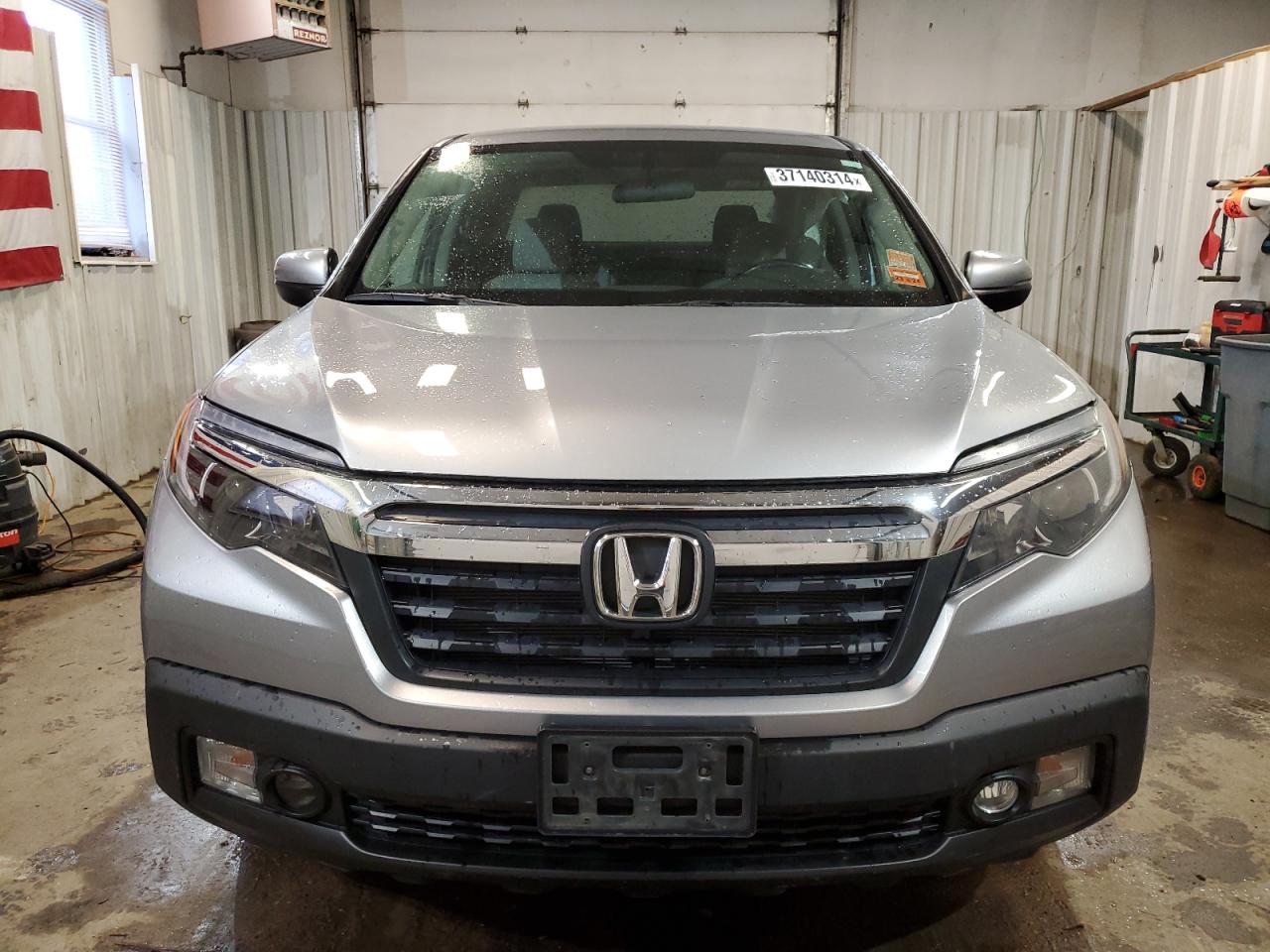 Photo 4 VIN: 5FPYK3F58JB000193 - HONDA RIDGELINE 