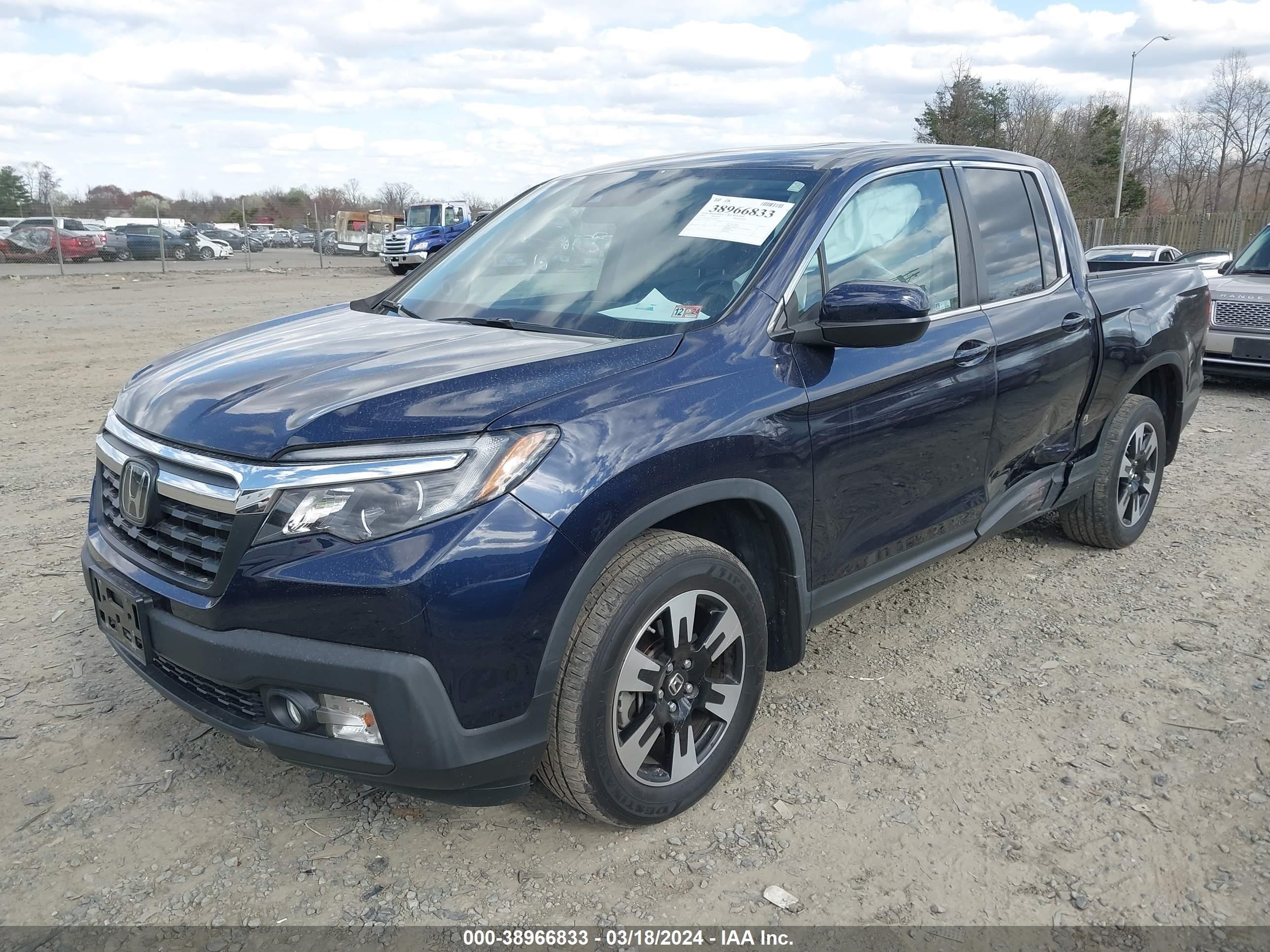 Photo 1 VIN: 5FPYK3F5XLB025213 - HONDA RIDGELINE 