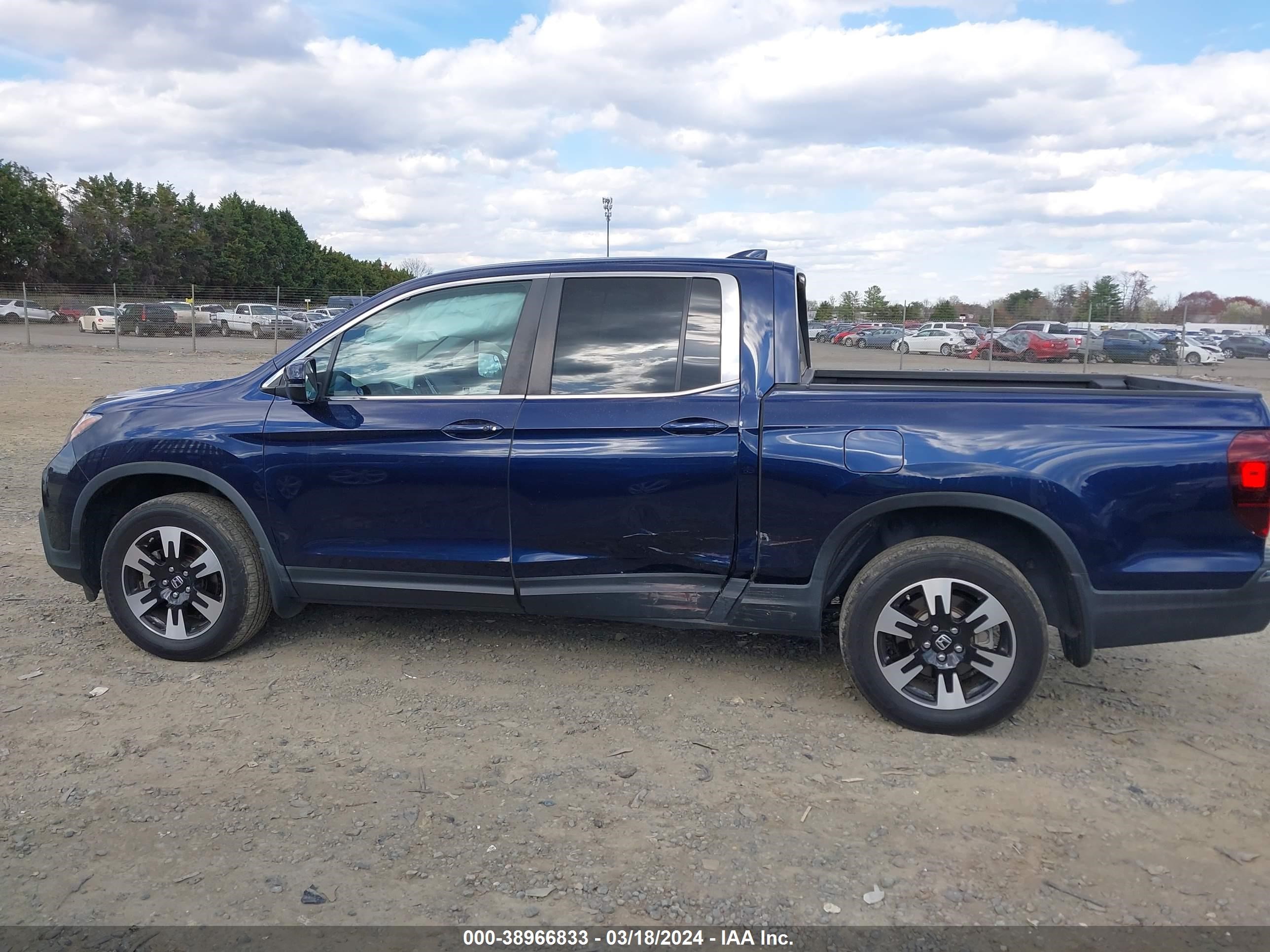 Photo 13 VIN: 5FPYK3F5XLB025213 - HONDA RIDGELINE 