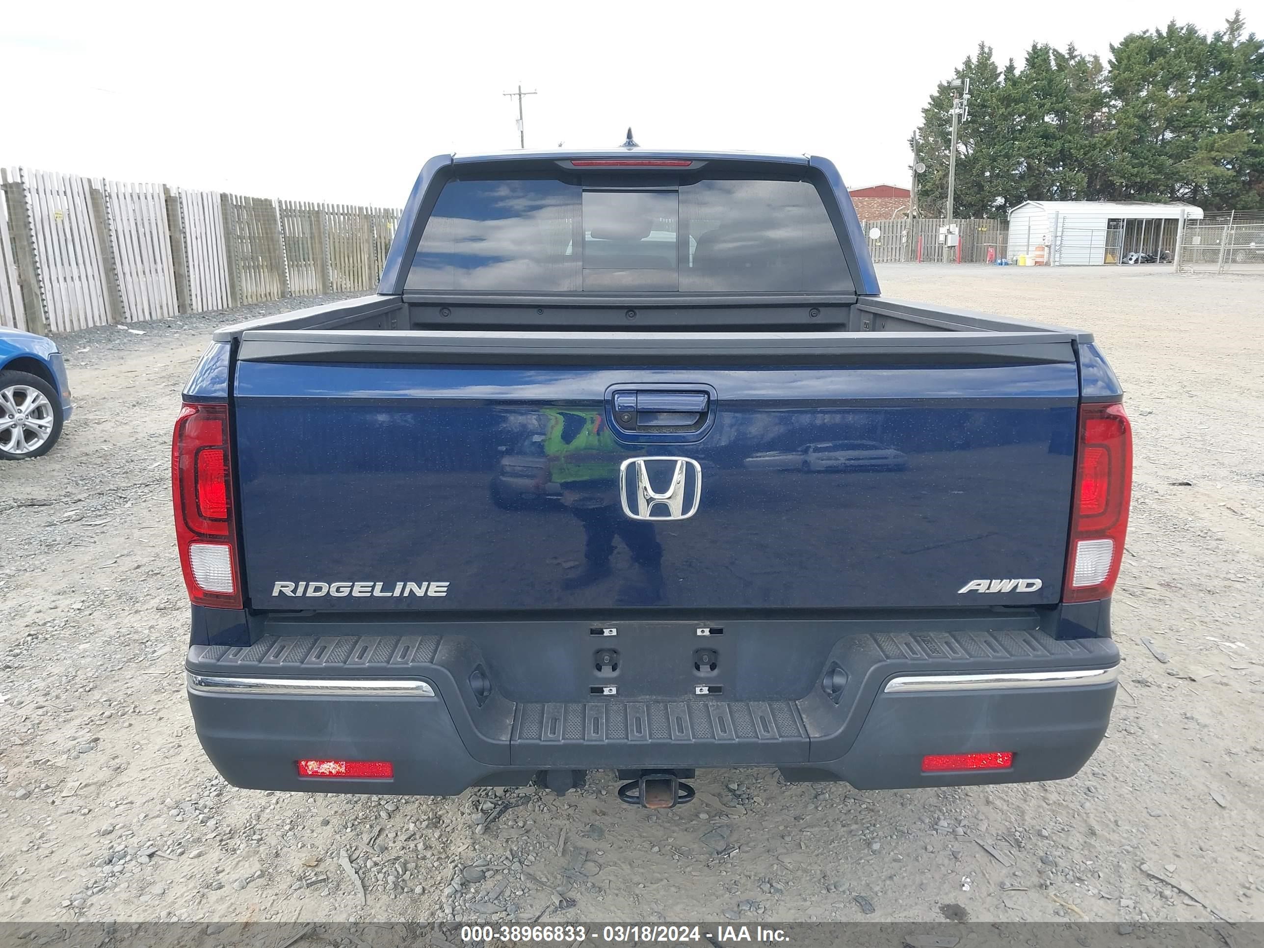 Photo 15 VIN: 5FPYK3F5XLB025213 - HONDA RIDGELINE 