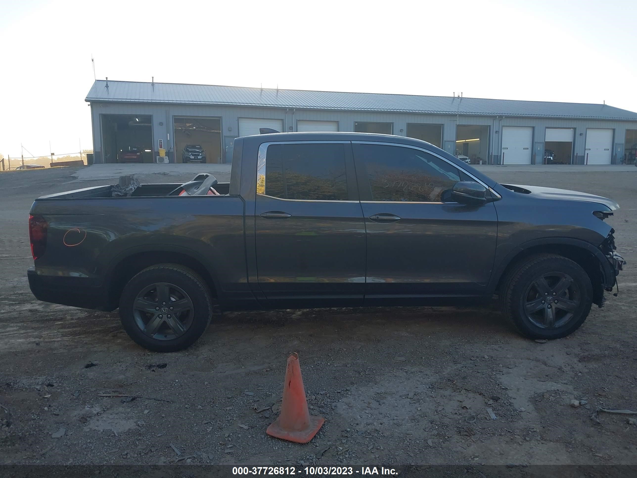 Photo 13 VIN: 5FPYK3F5XNB036585 - HONDA RIDGELINE 