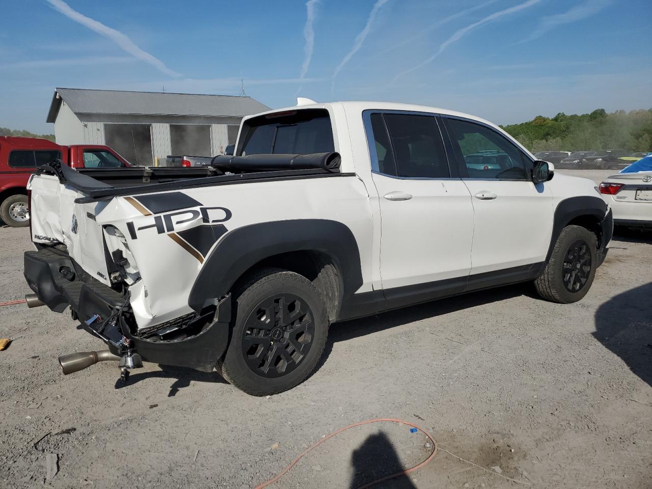 Photo 2 VIN: 5FPYK3F5XPB028344 - HONDA RIDGELINE 