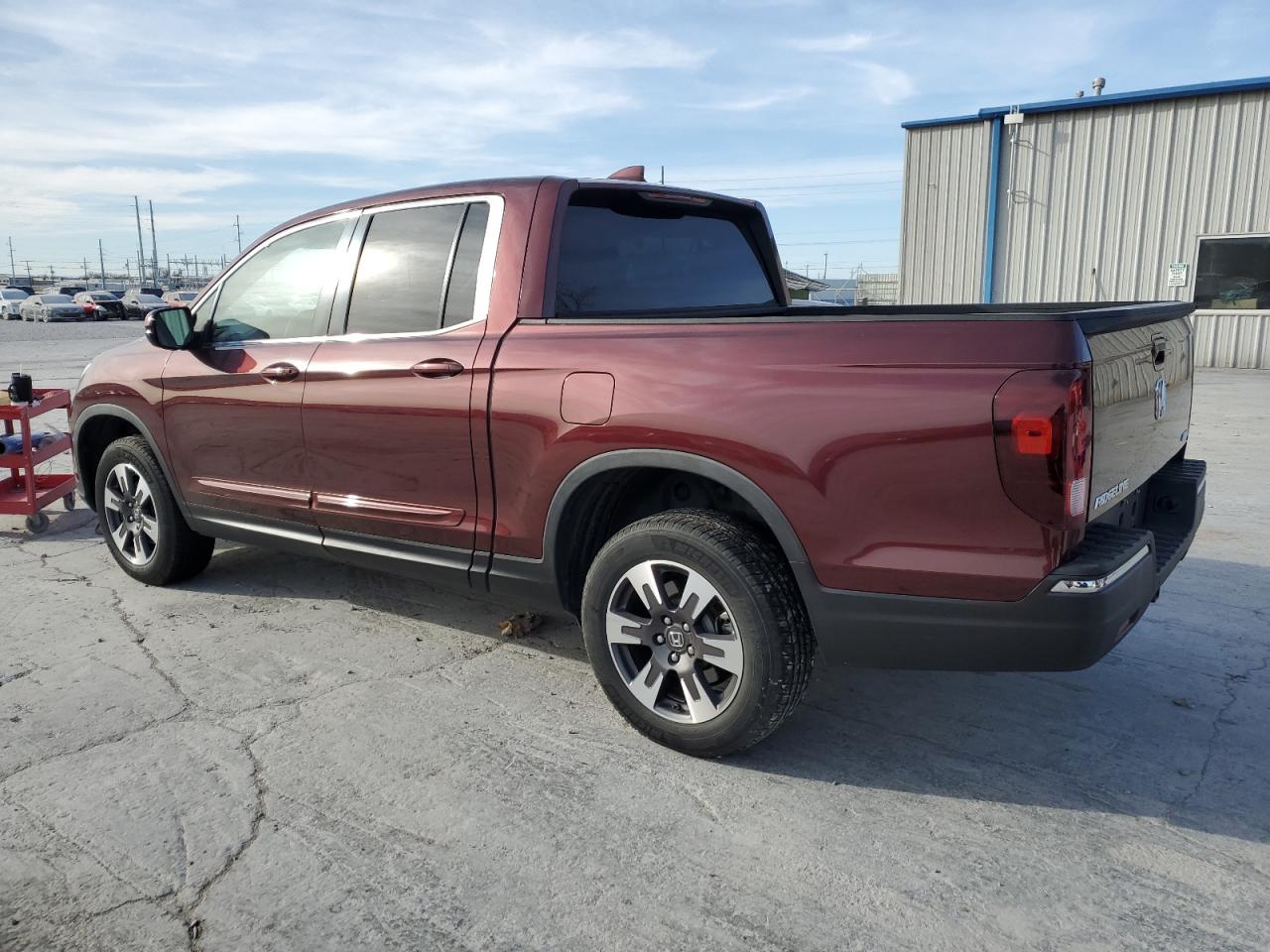 Photo 1 VIN: 5FPYK3F61HB004332 - HONDA RIDGELINE 