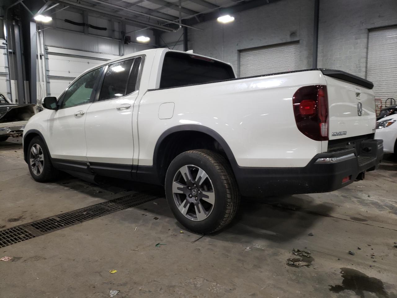 Photo 1 VIN: 5FPYK3F62HB013315 - HONDA RIDGELINE 