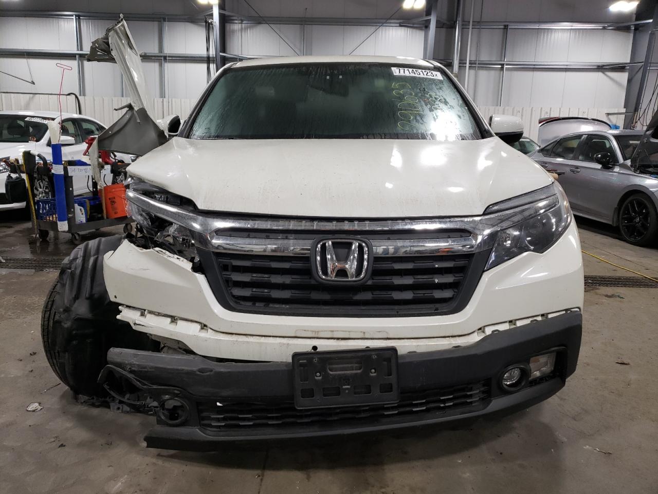 Photo 4 VIN: 5FPYK3F62HB013315 - HONDA RIDGELINE 