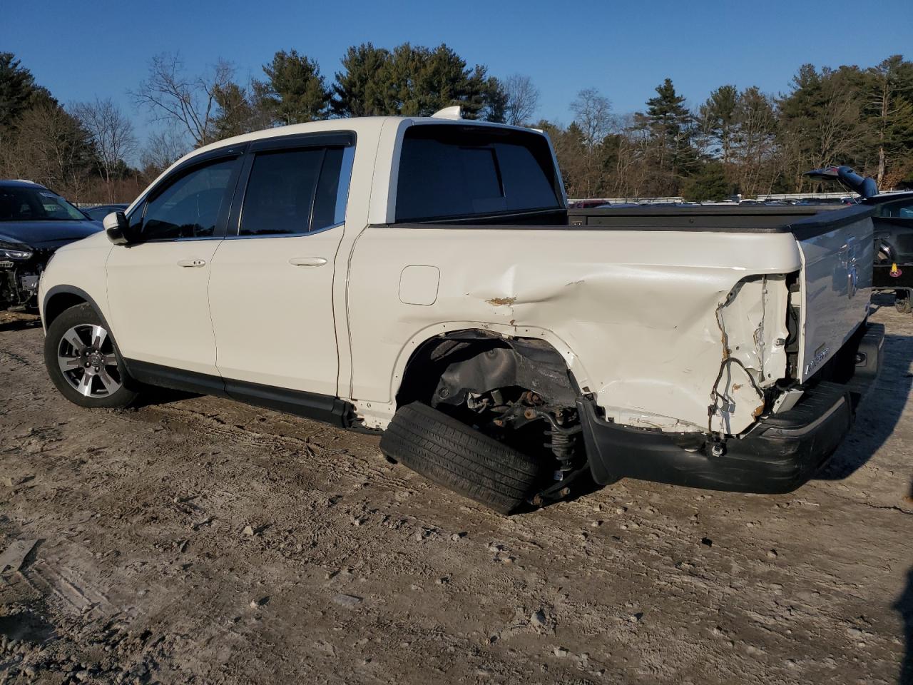 Photo 1 VIN: 5FPYK3F62KB024855 - HONDA RIDGELINE 