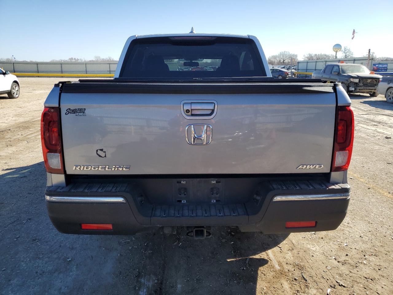 Photo 5 VIN: 5FPYK3F64JB010888 - HONDA RIDGELINE 