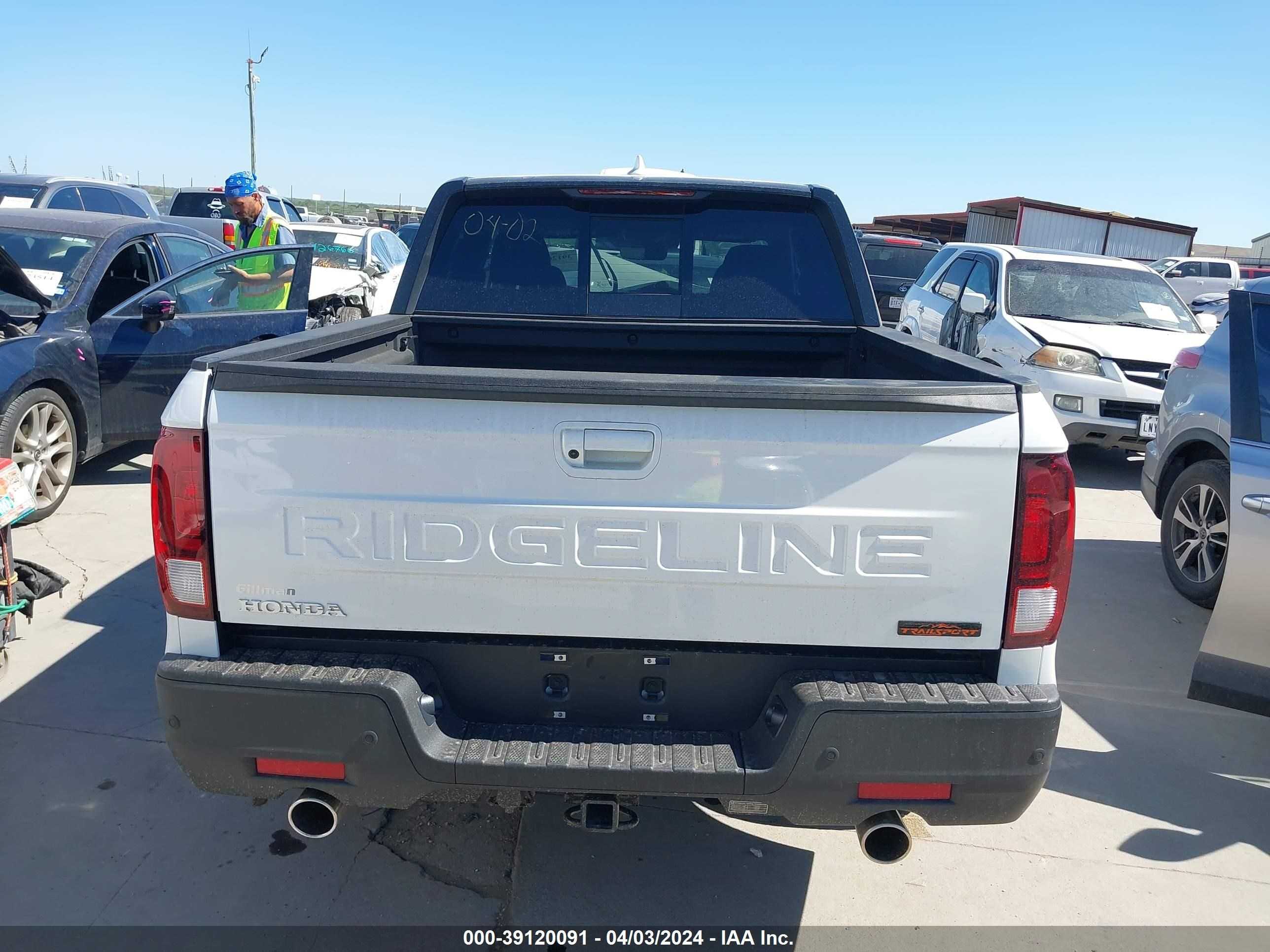 Photo 15 VIN: 5FPYK3F68RB008170 - HONDA RIDGELINE 