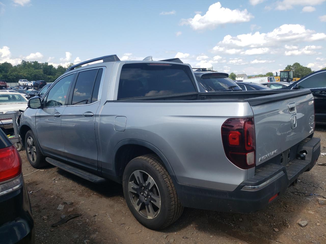 Photo 1 VIN: 5FPYK3F69HB009441 - HONDA RIDGELINE 