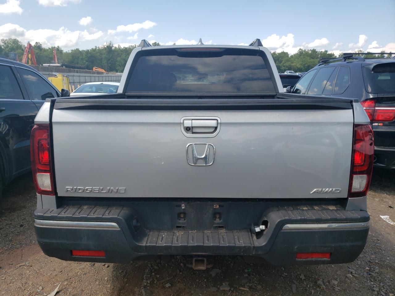 Photo 5 VIN: 5FPYK3F69HB009441 - HONDA RIDGELINE 