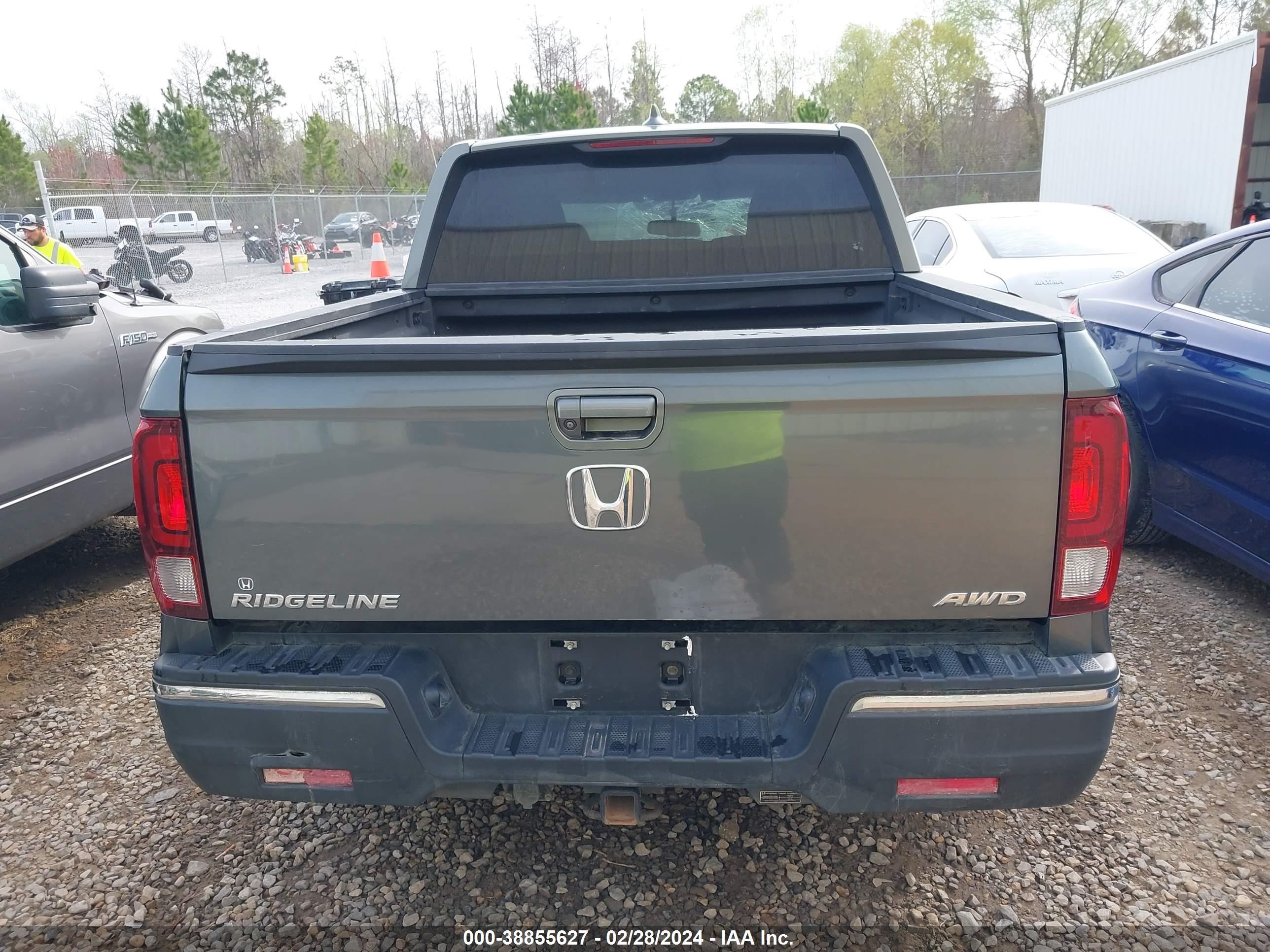 Photo 15 VIN: 5FPYK3F69JB009963 - HONDA RIDGELINE 