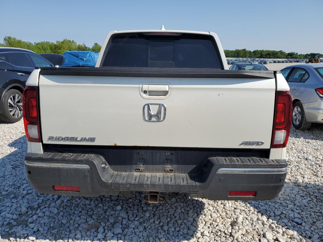 Photo 5 VIN: 5FPYK3F74HB024731 - HONDA RIDGELINE 